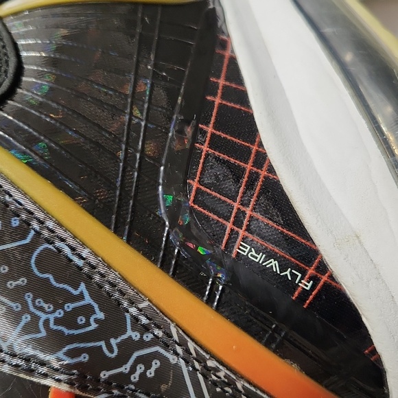 Nike Lebron VIII QS Tune Squad sneakers (mens size 9) - Picture 12 of 16